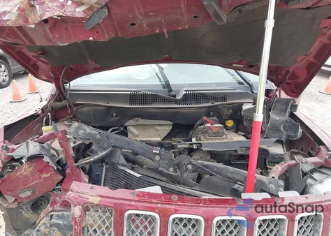 2014 Jeep Compass Latitude z USA, uszkodzony, nr VIN 1C4NJCEA8ED676640